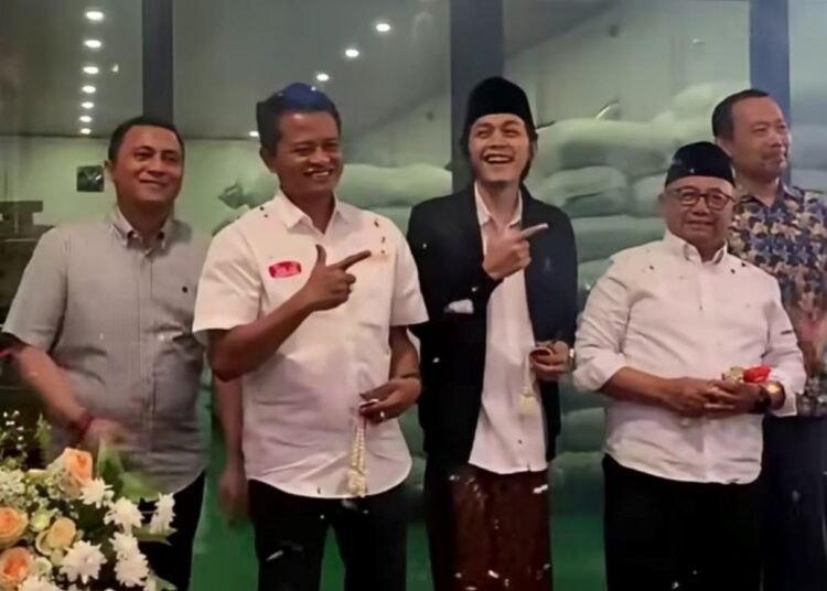 Wabup Blitar Beky Herdihansah launching kopi JOZ JIZ