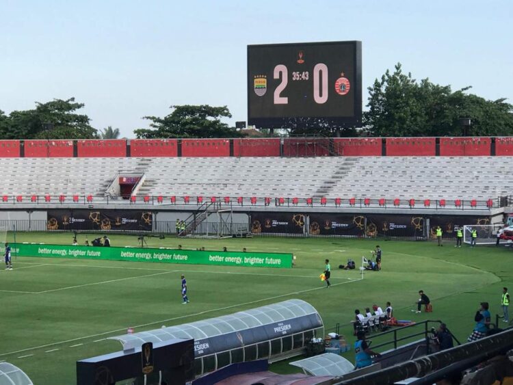 Persib Bandung unggul atas Persija Jakarta pada semifinal Piala Presiden 2026 di Stadion Kapten I Wayan Dipta Bali