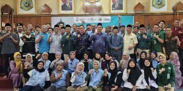 Posko kesehatan Muktamar ke-35 NU Jombang dengan dokter dan ambulans siaga 24 jam