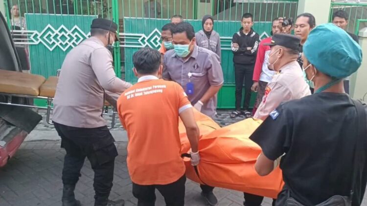 Wakil Kepala Stasiun Tulungagung Karnadi ditemukan meninggal di kamar kos