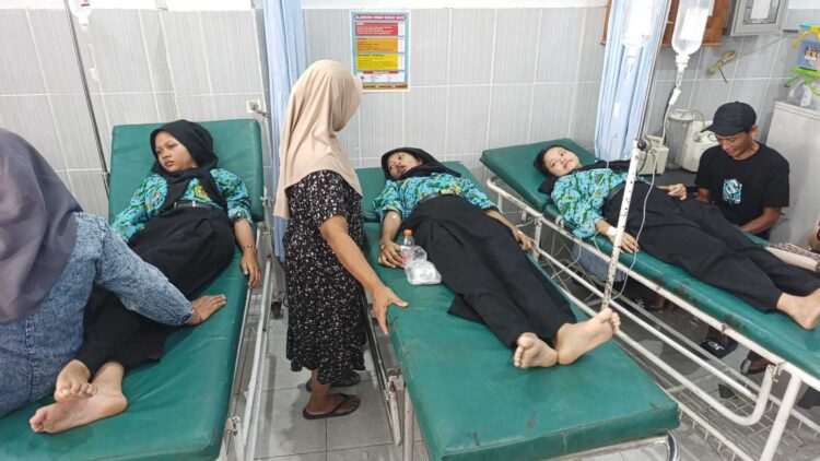 70 siswa SMPN 1 Kabuh Jombang diduga keracunan usai menyantap menu MBG
