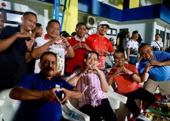 Bupati Jember, Muhammad Fawait saat mendatangi Pembukaan Turnamen PKDI Cup 2026