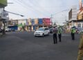 Arus lalu lintas dari Jln Kiai Achmad Sidiq menuju Jln Samanhudi menuju Pasar Tanjung kembali normal setelah sebelumnya satu arah