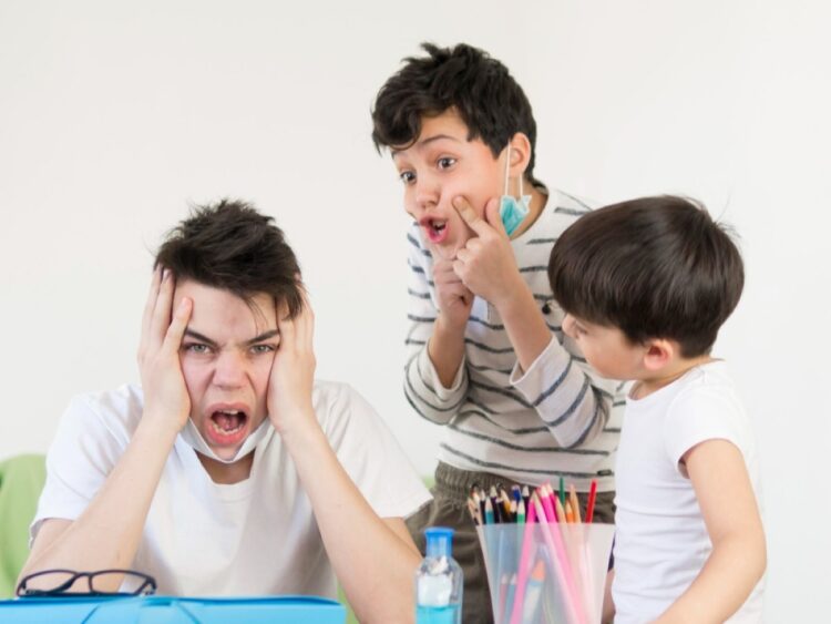 Anak jadi pembully dan hubungan pola asuh orang tua dengan perilaku bullying
