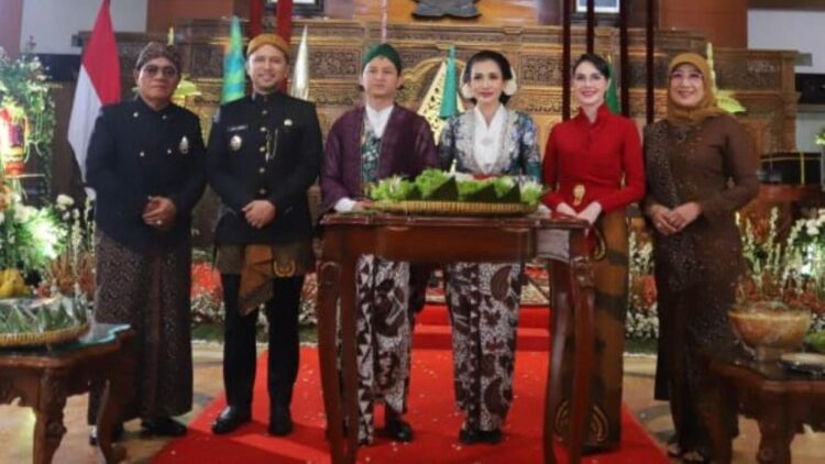 Emil Dardak dan Mas Ipin sambut Gus Kikin sebagai Ketum PBNU