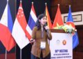 Dr Latifah Nurahmi ST MSc PhD saat melakukan presentasi karya secara langsung pada ajang UL Research Institutes’ ASEAN-U.S. Science Prize for Women 2026