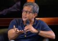 Rocky Gerung dalam sebuah diskusi. Foto: tangkapan layar