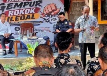 Sosialisasi ciri rokok ilegal oleh Satpol PP Tulungagung bersama Bea Cukai Blitar