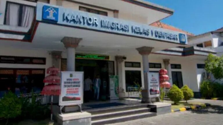 Dua WNA diduga pelatih motor ilegal di Serangan Denpasar kabur saat hendak diamankan Imigrasi